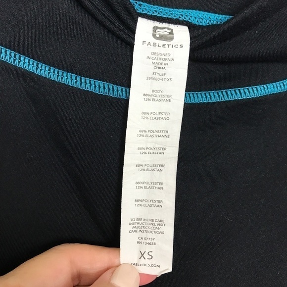 Fabletics Lima Capri Style 393080-47 Black Blue XS - Picture 8 of 8